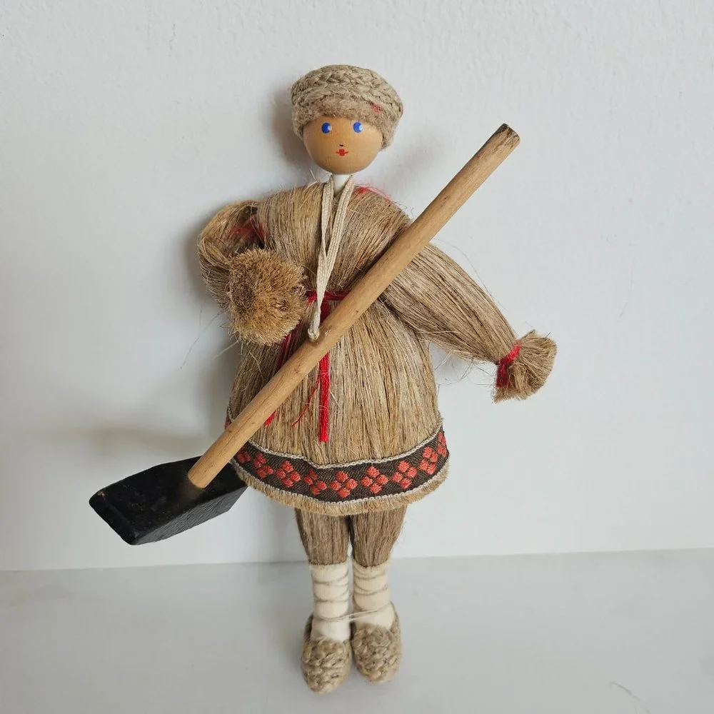 Vintage Russian folk art horse hair dolls, lot of 2